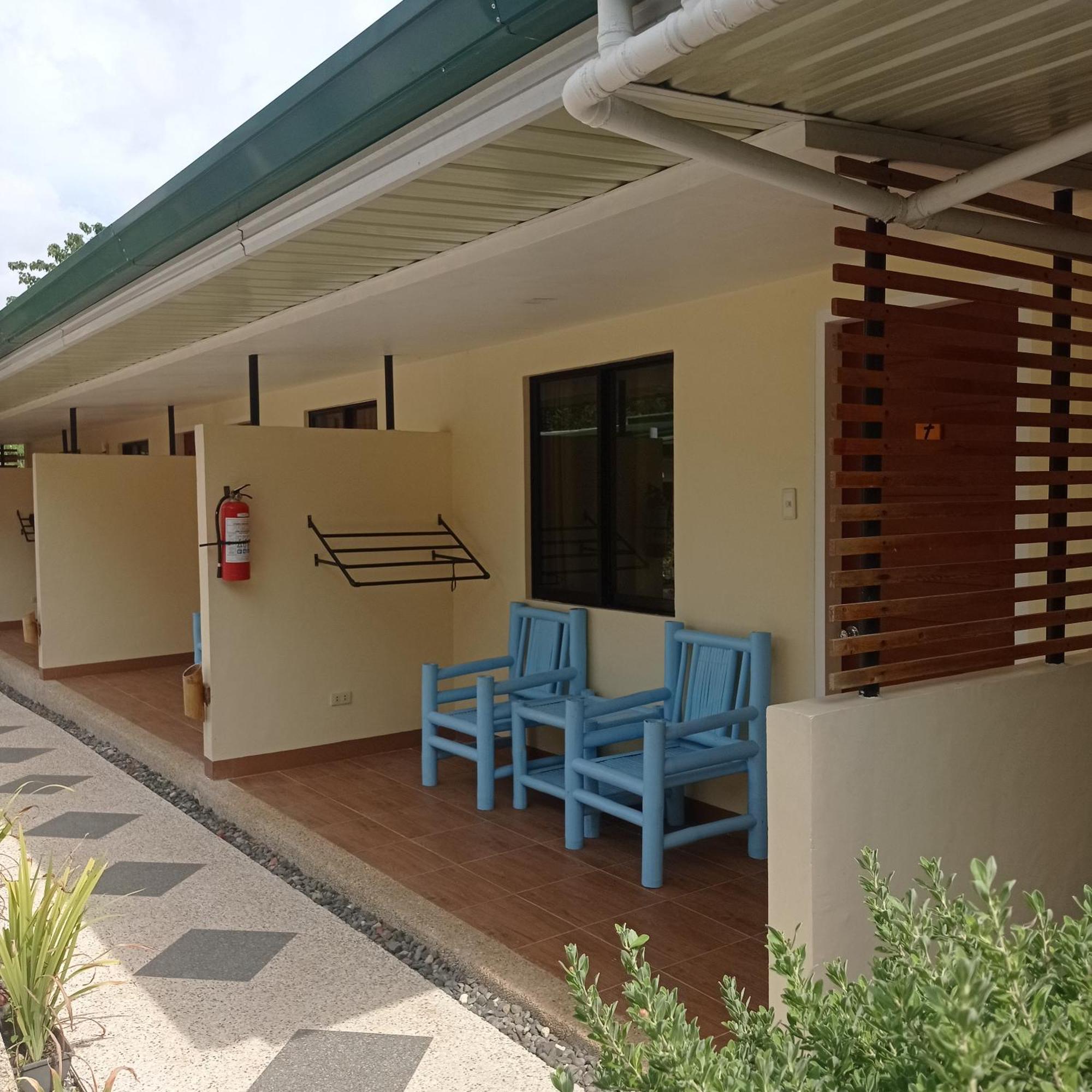 Midnite Inn Panglao Habitación foto