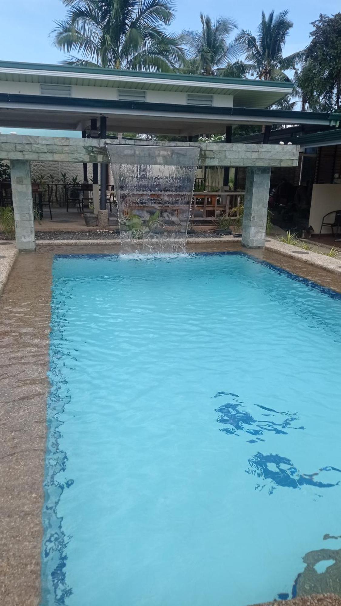 Midnite Inn Panglao Exterior foto